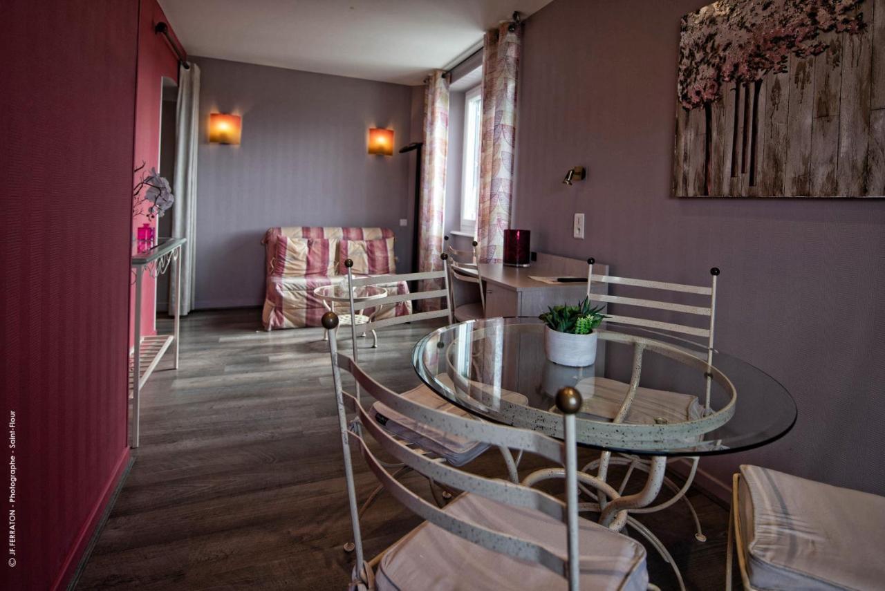 Logis Hotel Beau Site Loubaresse  Buitenkant foto