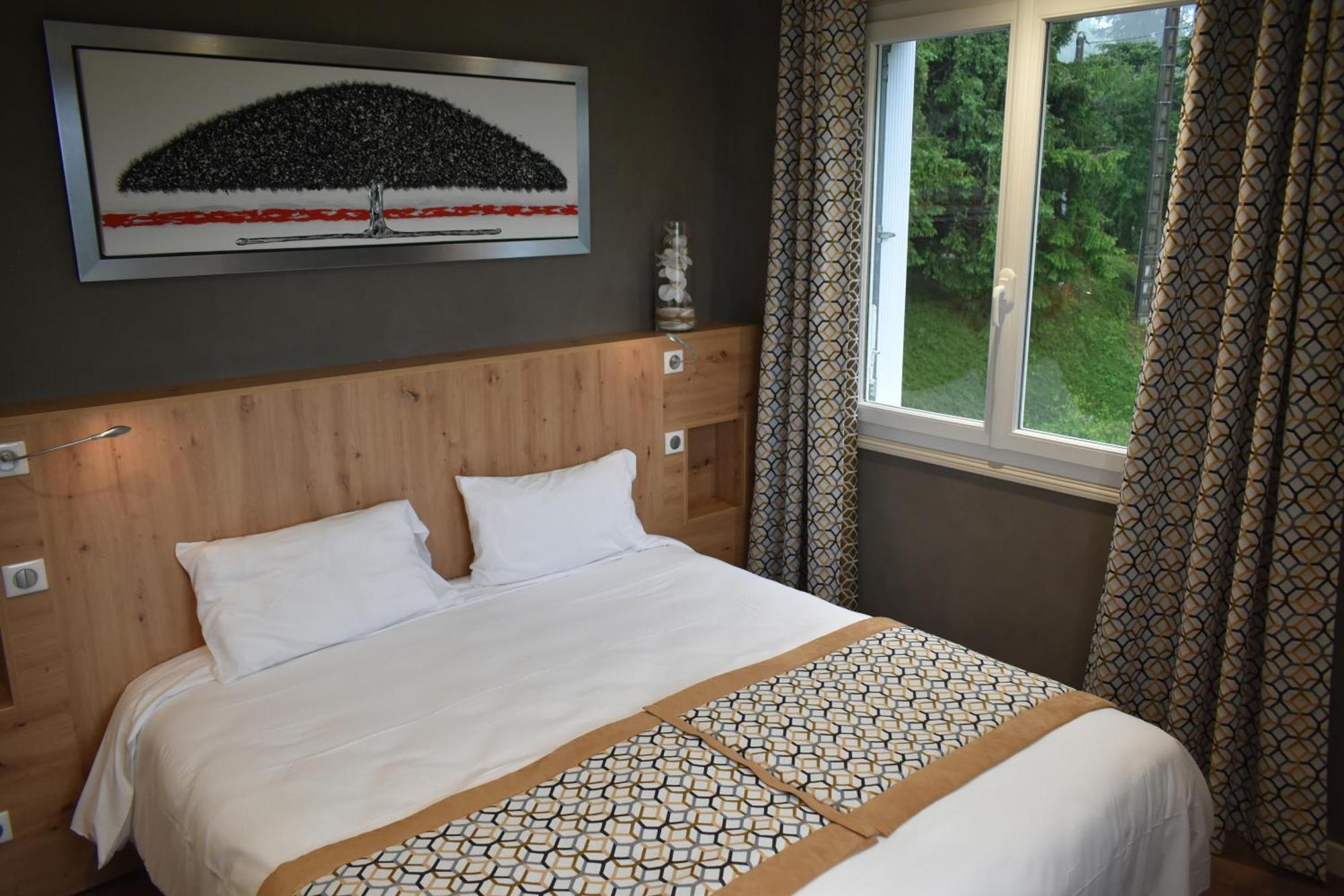 Logis Hotel Beau Site Loubaresse  Buitenkant foto