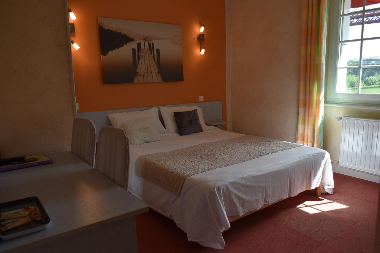 Logis Hotel Beau Site Loubaresse  Buitenkant foto